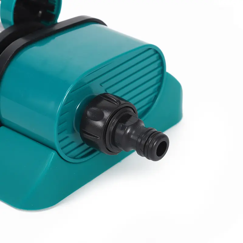 Oscillating sprinkler for rectangular lawn