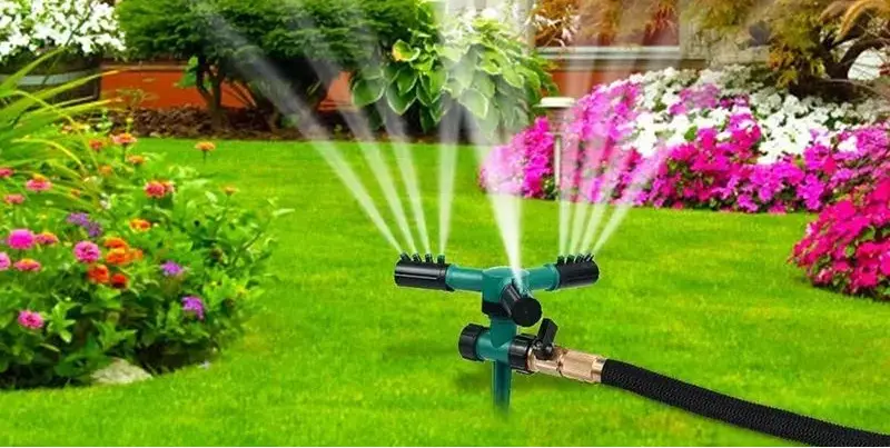 Oscillating sprinklers (2).jpg
